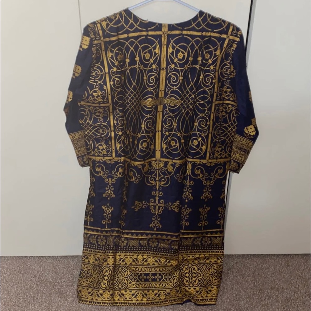 Kurti - Picture 3 of 3